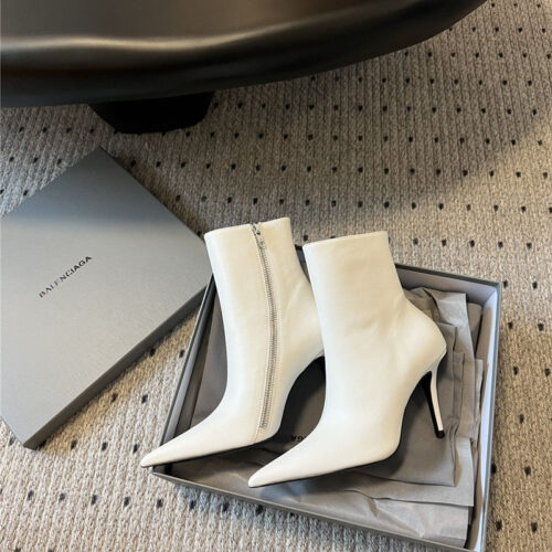 High Quality Luxury Balenciaga Pointed Toe Zip Boots product detail