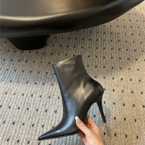 High Quality Luxury Balenciaga Pointed Toe Zip Boots – Style 16707 product detail