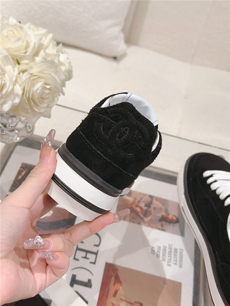 High Quality Luxury Chanel Platform Panda Shoes – Style 36070 product detail