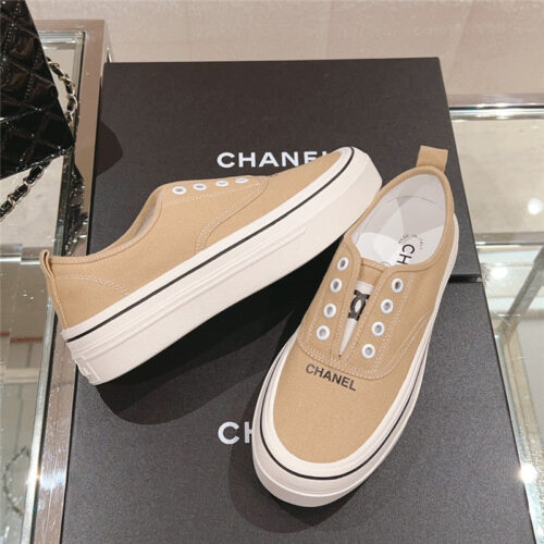 High Quality Luxury Chanel Early Autumn New Canvas Shoes – Style 07302 product detail