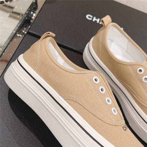 High Quality Luxury Chanel Early Autumn New Canvas Shoes – Style 07302 product detail