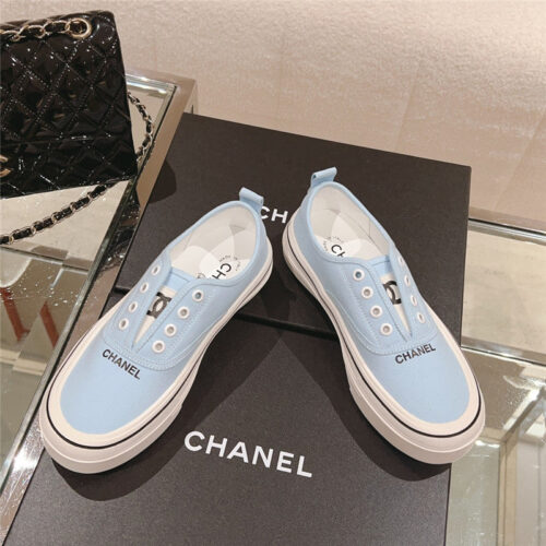 High Quality Luxury Chanel Early Autumn New Canvas Shoes – Style 33286 alternate view