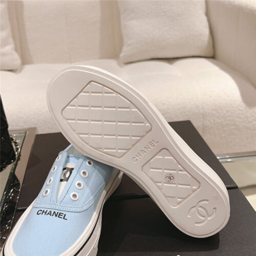 High Quality Luxury Chanel Early Autumn New Canvas Shoes – Style 33286 product detail
