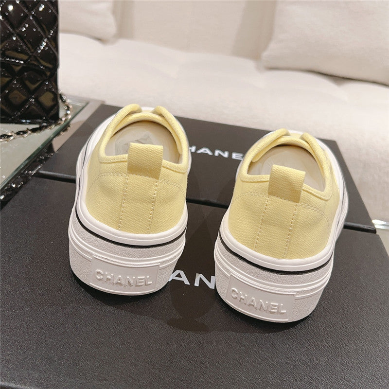 High Quality Luxury Chanel Early Autumn New Canvas Shoes – Style 97126 product detail