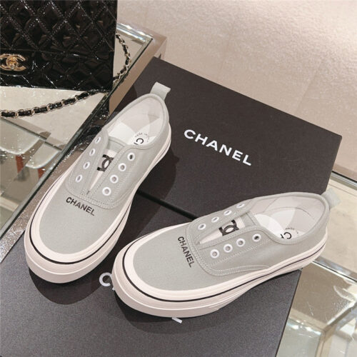 High Quality Luxury Chanel Early Autumn New Canvas Shoes – Style 62662