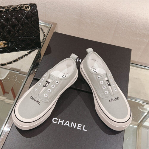 High Quality Luxury Chanel Early Autumn New Canvas Shoes – Style 62662 alternate view
