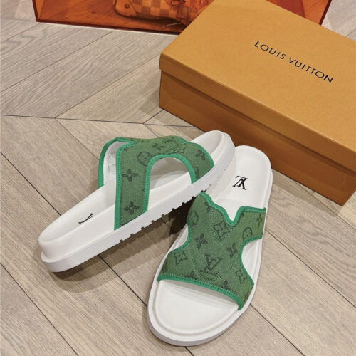 High Quality Luxury Louis Vuitton Summer All-Match Beach Slippers – Style 54563 product detail