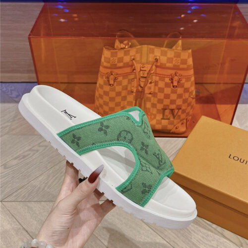 High Quality Luxury Louis Vuitton Summer All-Match Beach Slippers – Style 54563 product detail