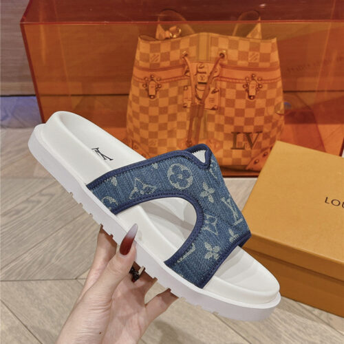 High Quality Luxury Louis Vuitton Summer All-Match Beach Slippers alternate view