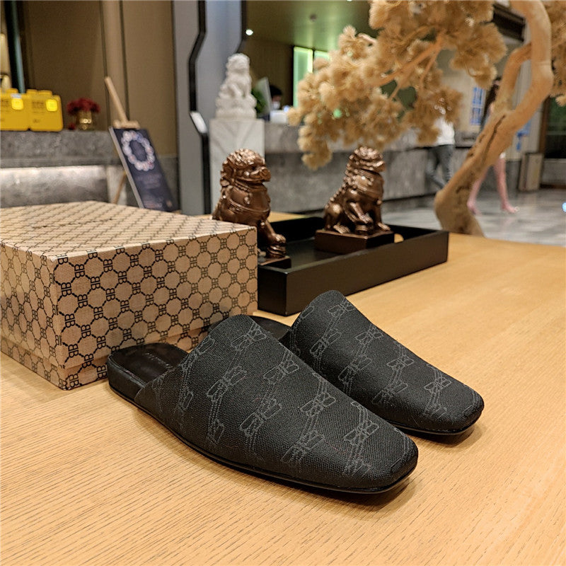 High Quality Luxury Balenciaga Padded Flat Toe Slides – Style 91331 product detail