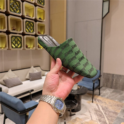 High Quality Luxury Balenciaga Padded Flat Toe Slides product detail