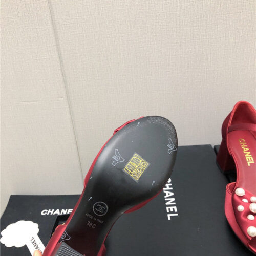 High Quality Luxury Chanel New Small Fragrant Pearl Buckle Mary Jane Shoes product detail