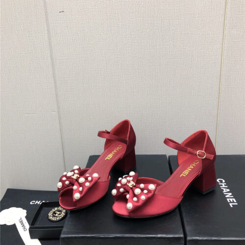 High Quality Luxury Chanel New Small Fragrant Pearl Buckle Mary Jane Shoes alternate view