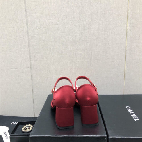 High Quality Luxury Chanel New Small Fragrant Pearl Buckle Mary Jane Shoes product detail