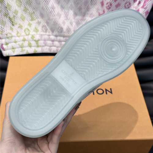 High Quality Luxury Louis Vuitton Mens High Top Casual Sneakers – Style 32483 product detail
