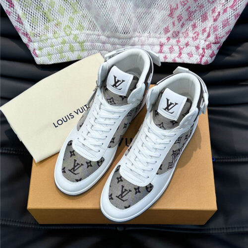 High Quality Luxury Louis Vuitton Mens High Top Casual Sneakers – Style 98019