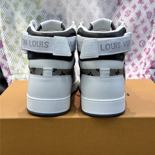 High Quality Luxury Louis Vuitton Mens High Top Casual Sneakers – Style 98019 product detail
