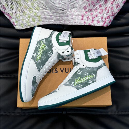 High Quality Luxury Louis Vuitton Mens High Top Casual Sneakers alternate view