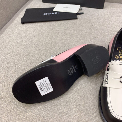 High Quality Luxury Chanel New Loafers product detail