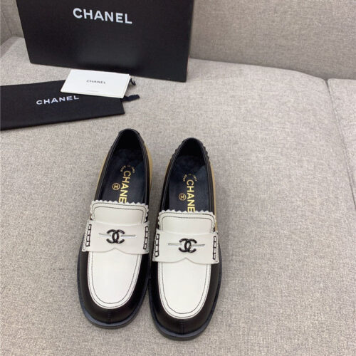 High Quality Luxury Chanel New Loafers – Style 22054 alternate view
