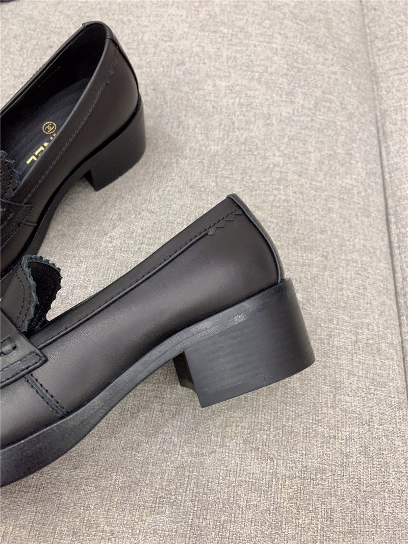 High Quality Luxury Chanel New Loafers – Style 51430 product detail