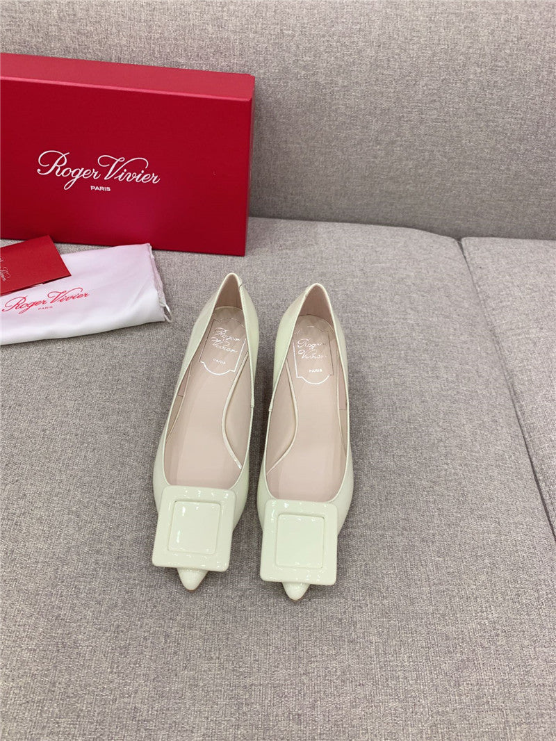 High Quality Luxury Roger Vivier New Leather Buckle Cat Heel Shoes – Style 63060 product detail