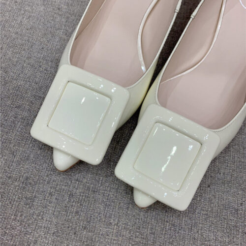 High Quality Luxury Roger Vivier New Leather Buckle Cat Heel Shoes – Style 63060 product detail