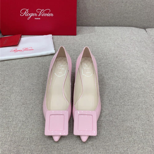 High Quality Luxury Roger Vivier New Leather Buckle Cat Heel Shoes – Style 94132 product detail