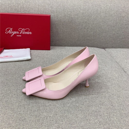 High Quality Luxury Roger Vivier New Leather Buckle Cat Heel Shoes – Style 94132 product detail