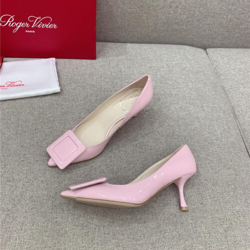 High Quality Luxury Roger Vivier New Leather Buckle Cat Heel Shoes – Style 94132 alternate view