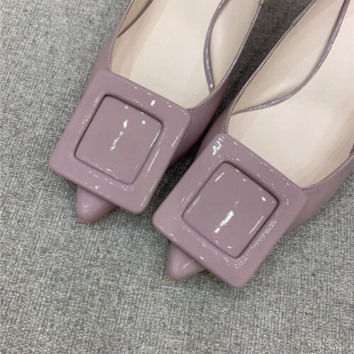 High Quality Luxury Roger Vivier New Leather Buckle Cat Heel Shoes – Style 23508 product detail