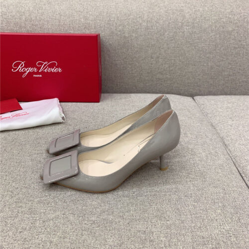 High Quality Luxury Roger Vivier New Leather Buckle Cat Heel Shoes – Style 54580 product detail