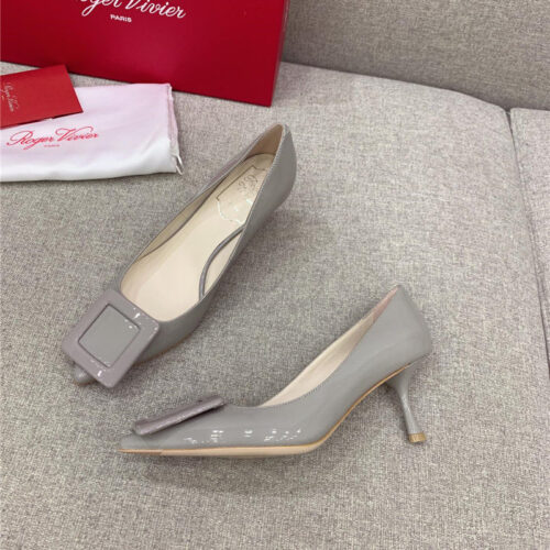High Quality Luxury Roger Vivier New Leather Buckle Cat Heel Shoes – Style 54580 alternate view