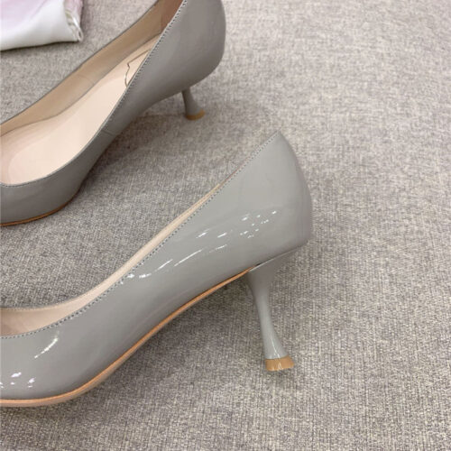 High Quality Luxury Roger Vivier New Leather Buckle Cat Heel Shoes – Style 54580 product detail