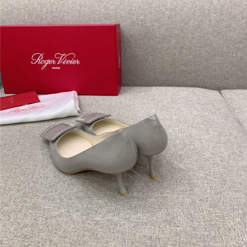 High Quality Luxury Roger Vivier New Leather Buckle Cat Heel Shoes – Style 54580 product detail