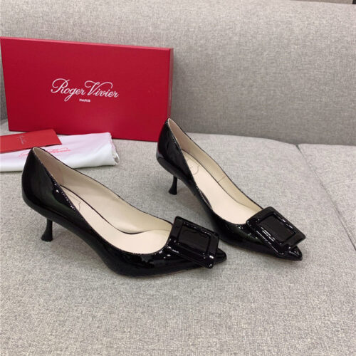 High Quality Luxury Roger Vivier New Leather Buckle Cat Heel Shoes