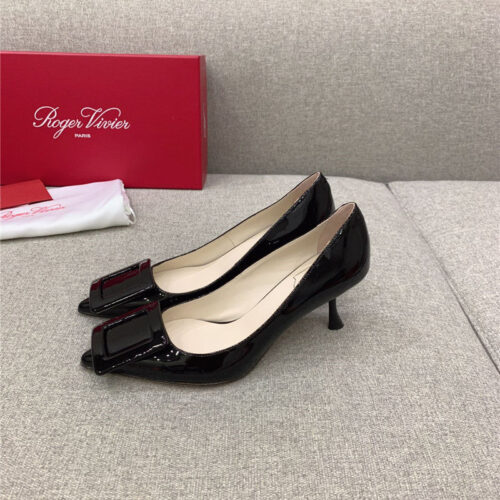 High Quality Luxury Roger Vivier New Leather Buckle Cat Heel Shoes product detail