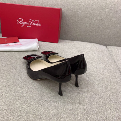 High Quality Luxury Roger Vivier New Leather Buckle Cat Heel Shoes product detail