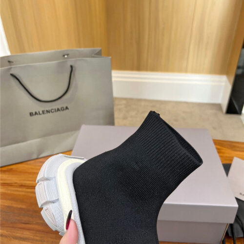 High Quality Luxury Balenciaga Vintage Sneakers – Style 95619 product detail