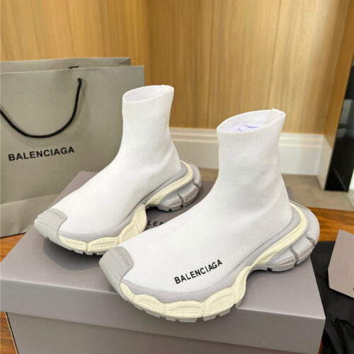 High Quality Luxury Balenciaga Vintage Sneakers alternate view