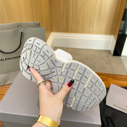 High Quality Luxury Balenciaga Vintage Sneakers product detail