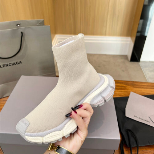 High Quality Luxury Balenciaga Vintage Sneakers – Style 23299 product detail