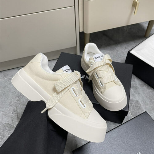 High Quality Luxury Chanel Casual Canvas Shoes alternate view