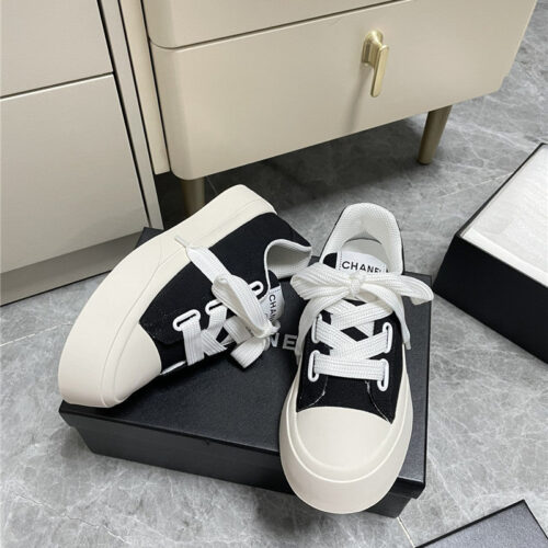High Quality Luxury Chanel Casual Canvas Shoes – Style 93286 product detail