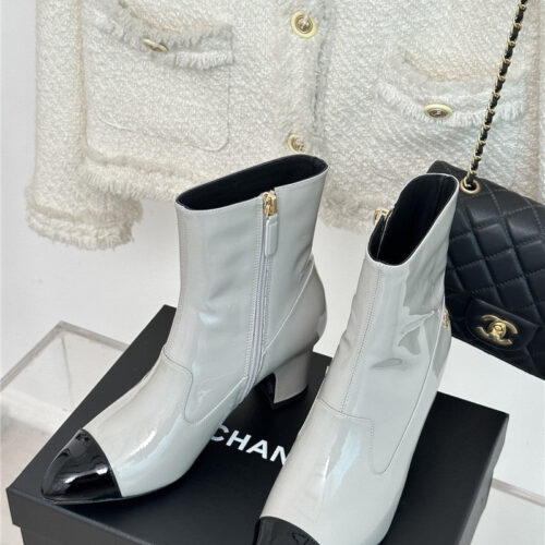 High Quality Luxury Chanel Double C Pointed Chunky Heel Ankle Boots