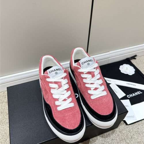High Quality Luxury Chanel Classic Sneakers alternate view