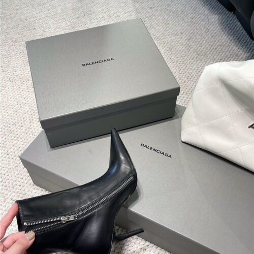 High Quality Luxury Balenciaga Fall/Winter Zip Up Heeled Boots – Style 85827 product detail