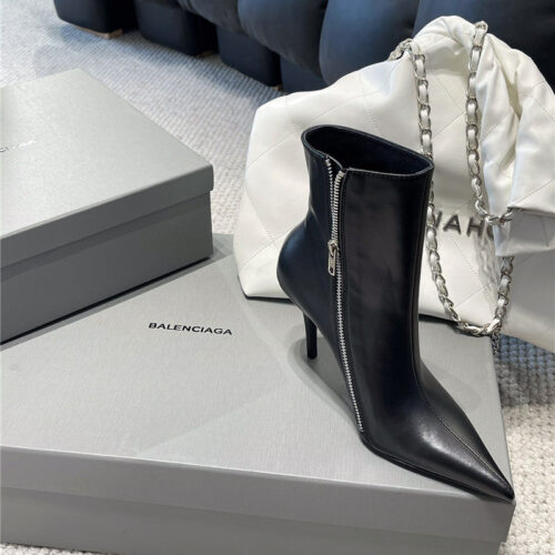 High Quality Luxury Balenciaga Fall/Winter Zip Up Heeled Boots – Style 85827 product detail