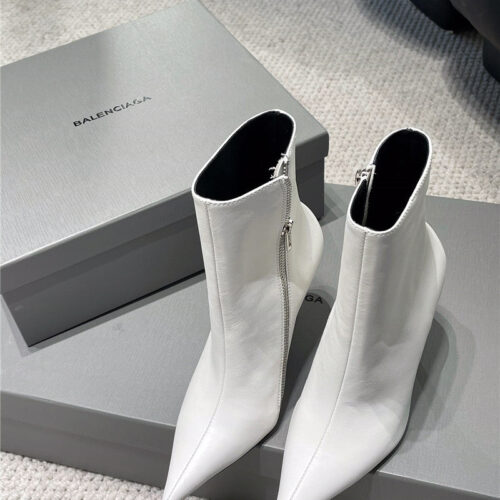 High Quality Luxury Balenciaga Fall/Winter Zip Up Heeled Boots – Style 84131 product detail