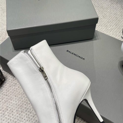 High Quality Luxury Balenciaga Fall/Winter Zip Up Heeled Boots – Style 84131 product detail